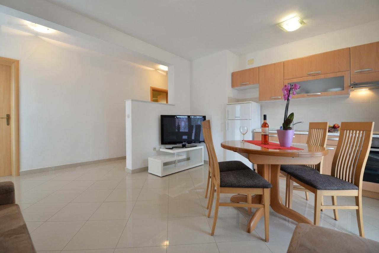 Apartmani Vedrana, มูร์แตร์ ภายนอก รูปภาพ