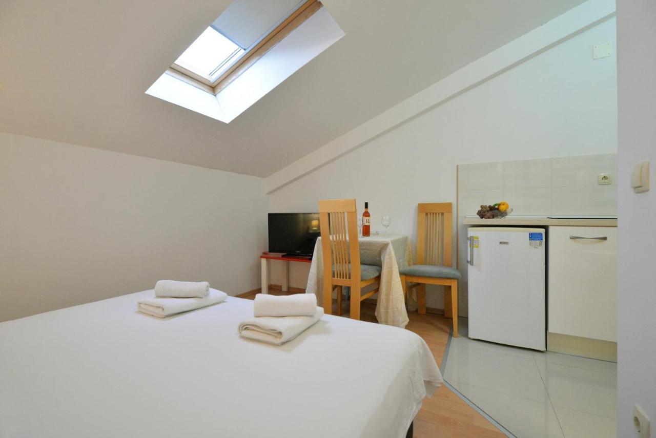 Apartmani Vedrana, มูร์แตร์ ภายนอก รูปภาพ