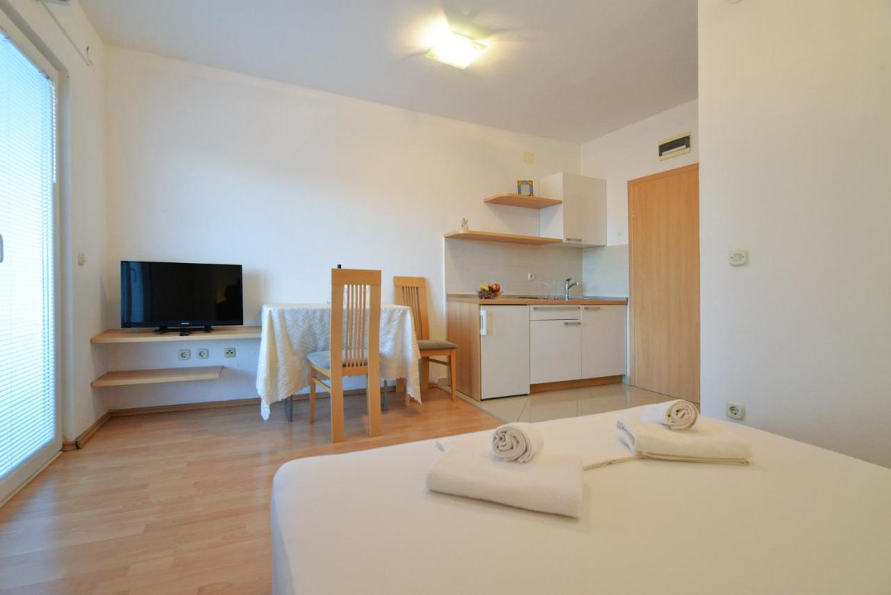 Apartmani Vedrana, มูร์แตร์ ภายนอก รูปภาพ