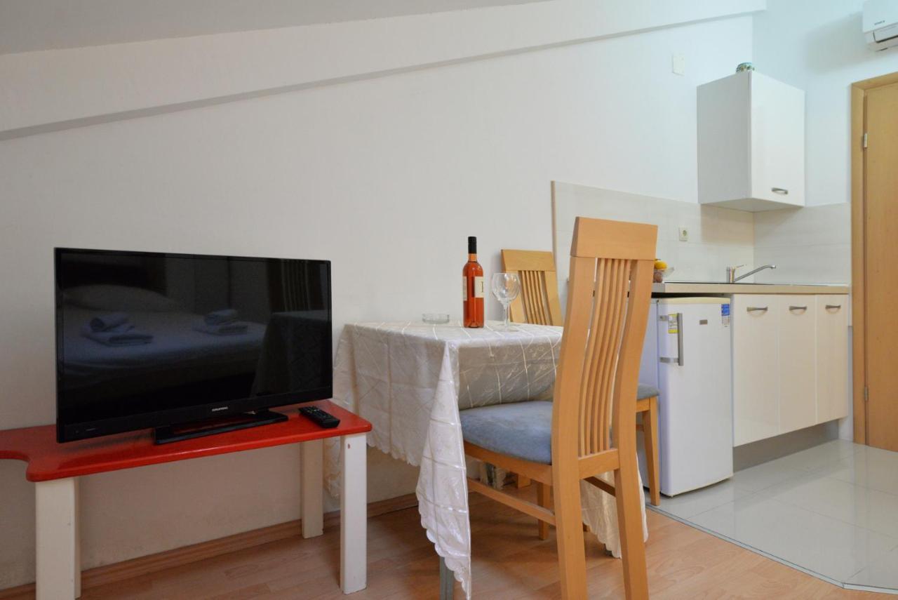 Apartmani Vedrana, มูร์แตร์ ภายนอก รูปภาพ