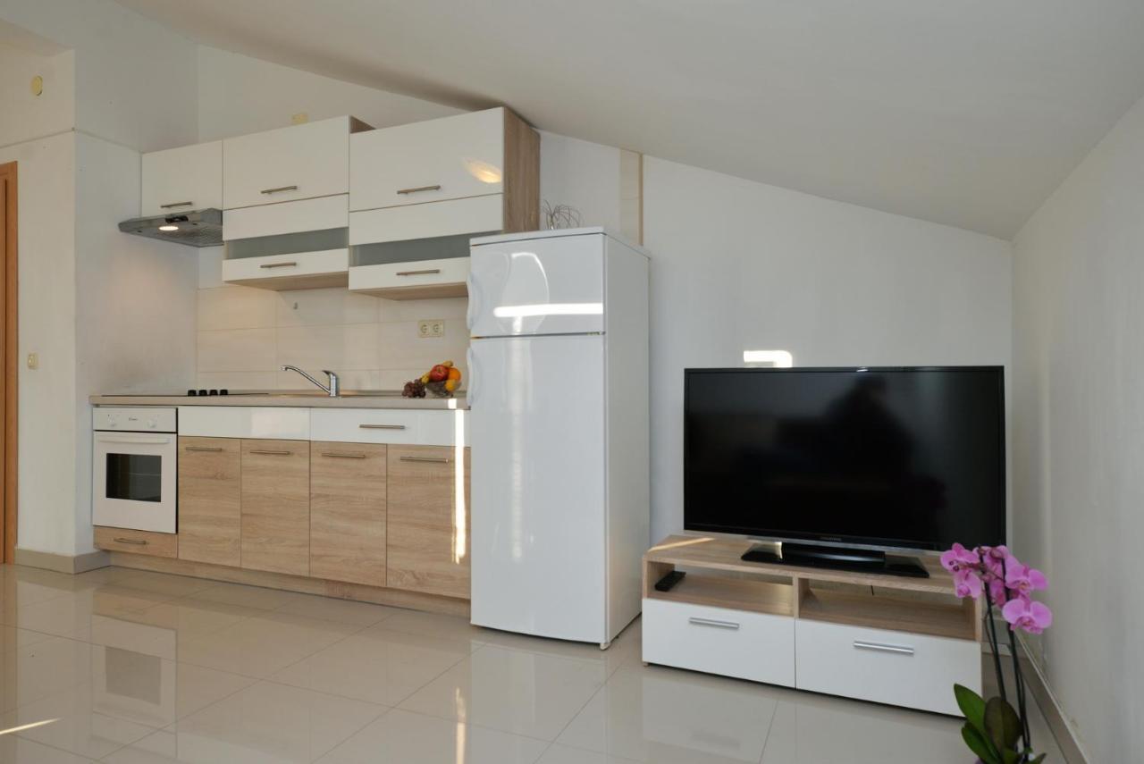 Apartmani Vedrana, มูร์แตร์ ภายนอก รูปภาพ